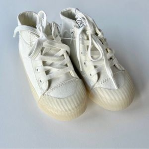 NWT, never worn Zara toddler shoes